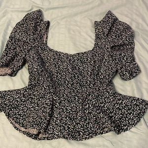 Green and white floral patterned blouse!!